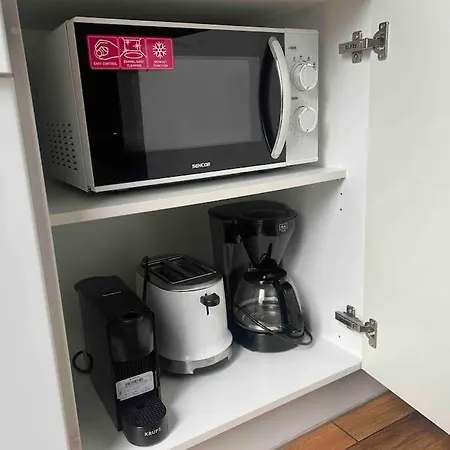 Schoenes City-Apartment Im Zentrum Mit Balkon *