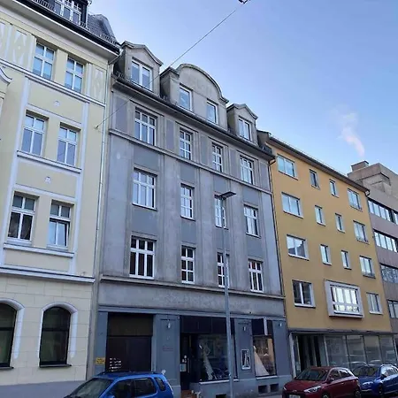 Schoenes City-Apartment Im Zentrum Mit Balkon Apartment