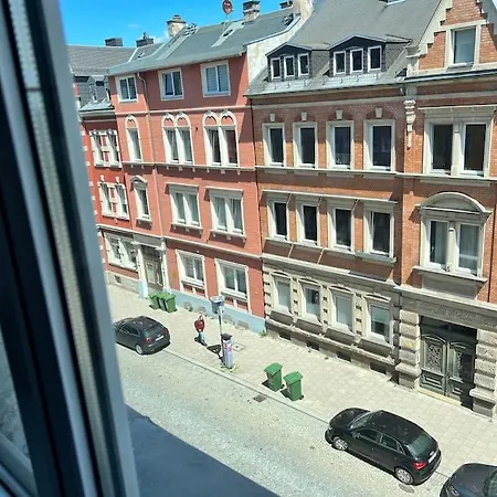 Apartment Schoenes City-Apartment Im Zentrum Mit Balkon
