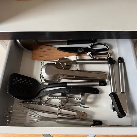 Schönes City-apartment Im Zentrum Mit Balkon!