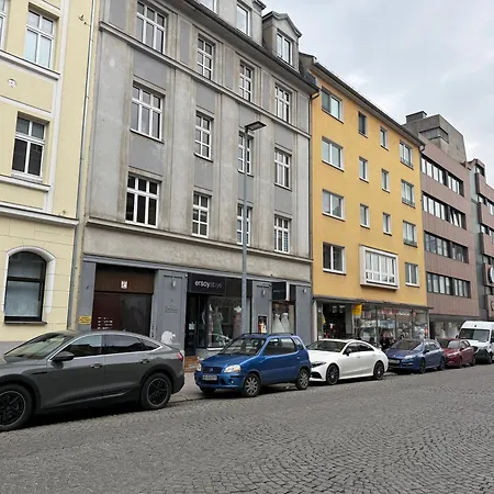 Daire Stylisches Apartment-balkon-24h Checkin-smarttv Hof (Bavaria)