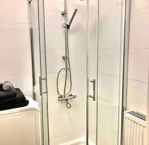 Schoenes City-apartment Im Zentrum Mit Balkon! Appartement Hof (Bavaria)