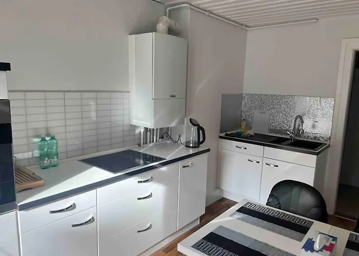 Schoenes City-apartment Im Zentrum Mit Balkon! Appartement *
