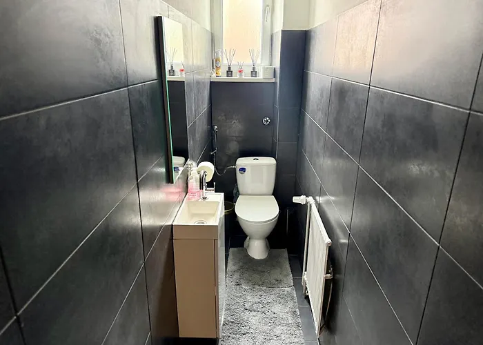 Stylisches Apartment-balkon-24h Checkin-smarttv * Hof (Bavaria)